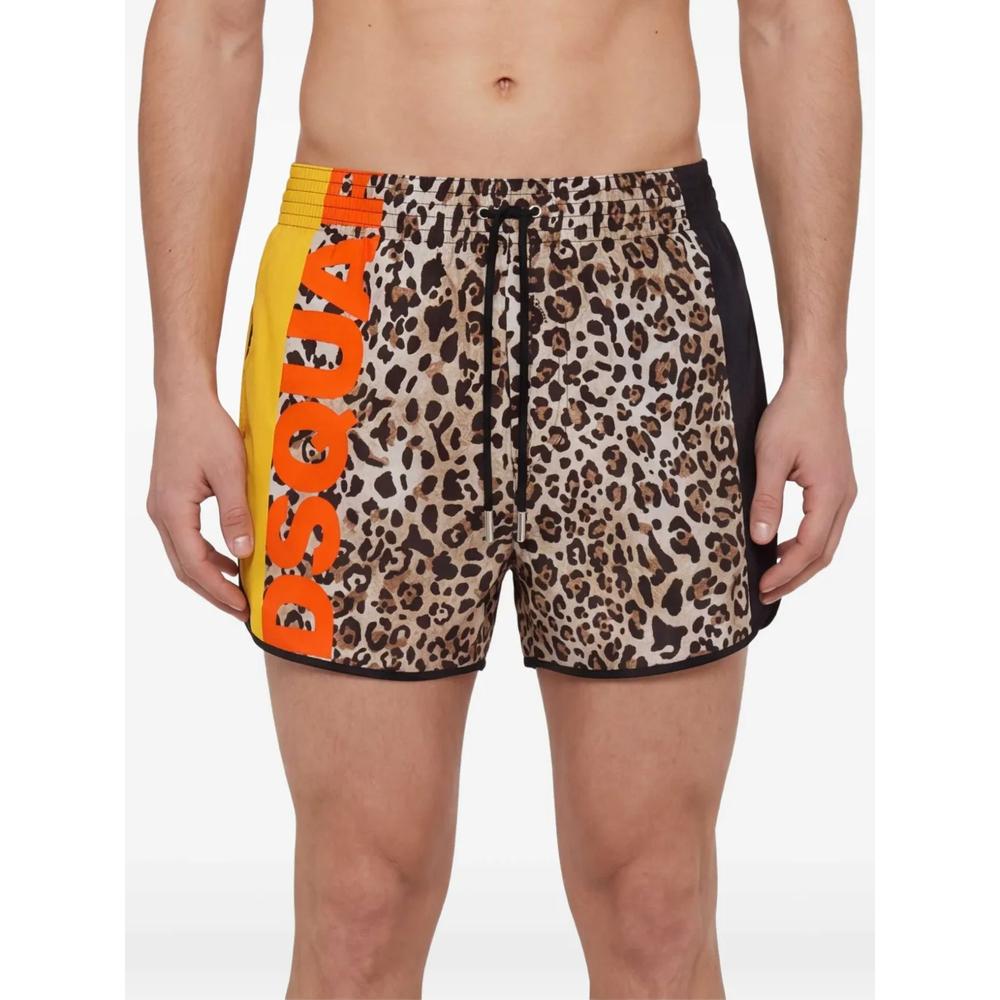 ^ логотип Dsquared2 2