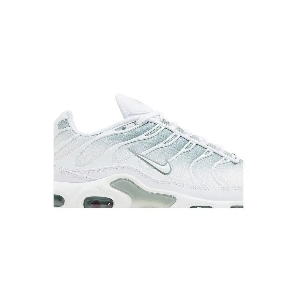 Кроссовки Nike Wmns Air Max Plus «Mica Green» 2