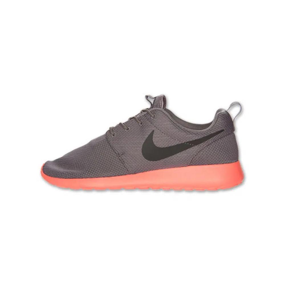 Бутсы Nike Roshe One 'Soft Grey Crimson' 2