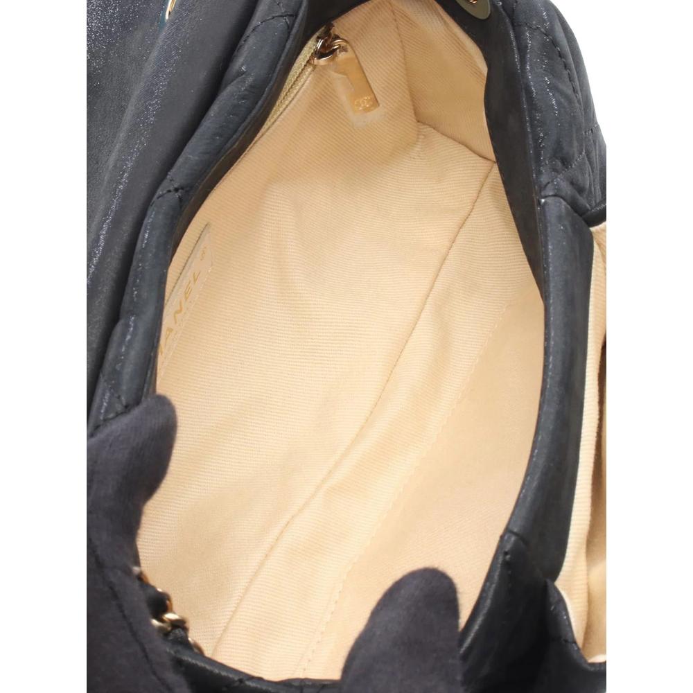 2011 Small Iridescent Quilted Calfskin Chic Quilt Flap shoulder bag 4