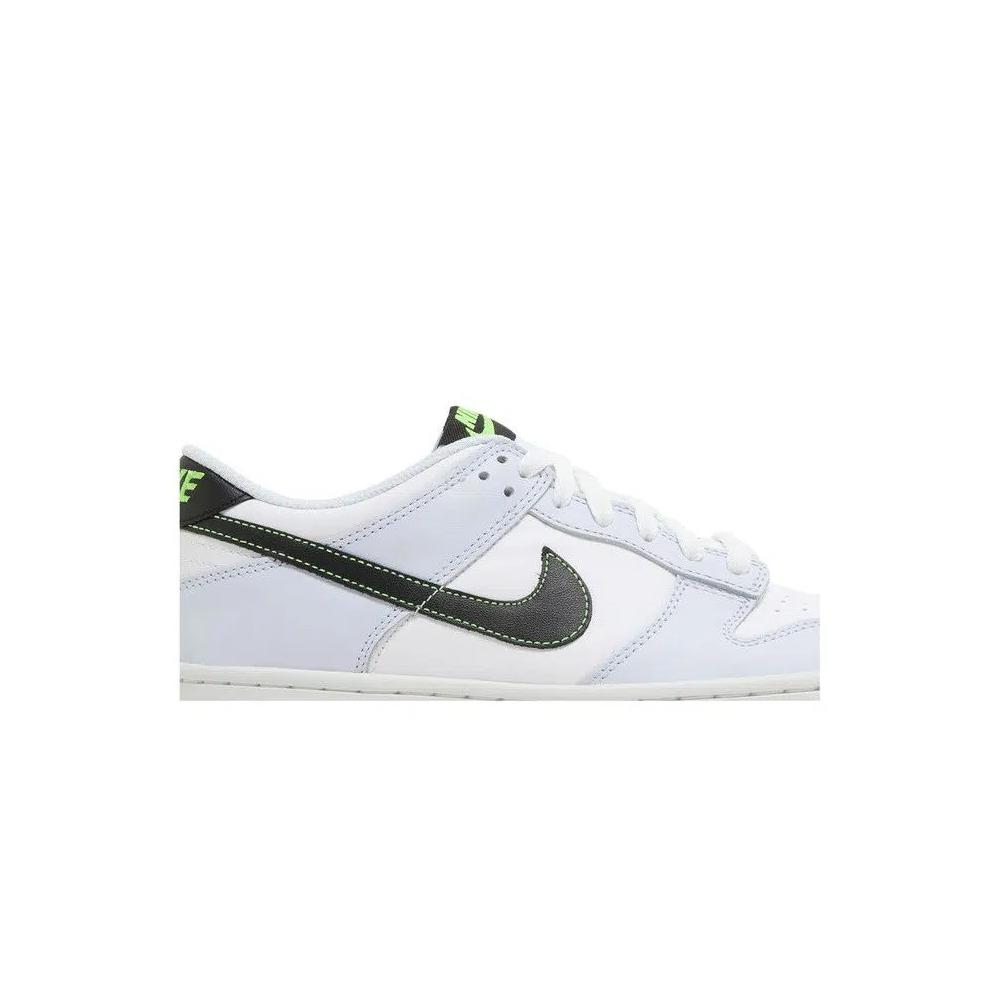 Кроссовки Nike Dunk Low GS 'Grey Green Strike' 2