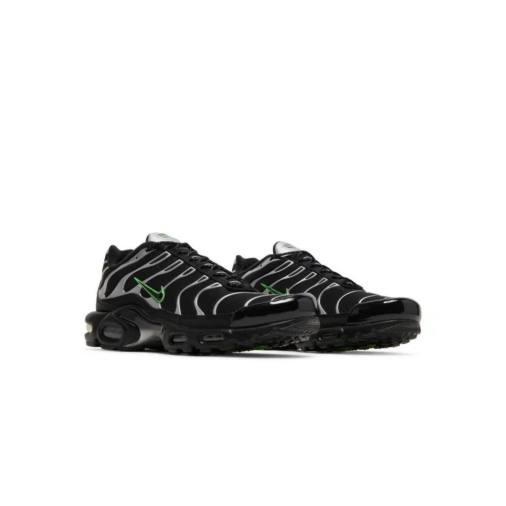 Кроссовки Nike Air Max Plus 'Black Silver Green Strike' 8