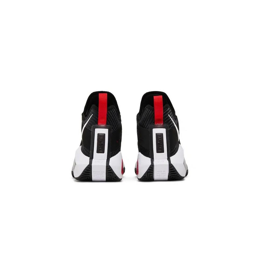 Кроссовки Nike LeBron Soldier 14 'Black White' 6