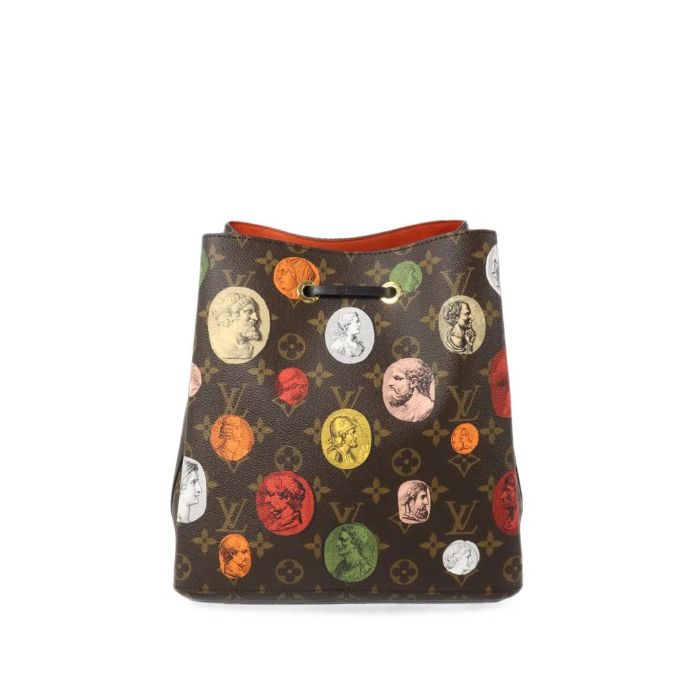 Сумка на плечо MM Neo Noe Monogram из коллаборации с Fornasetti 2