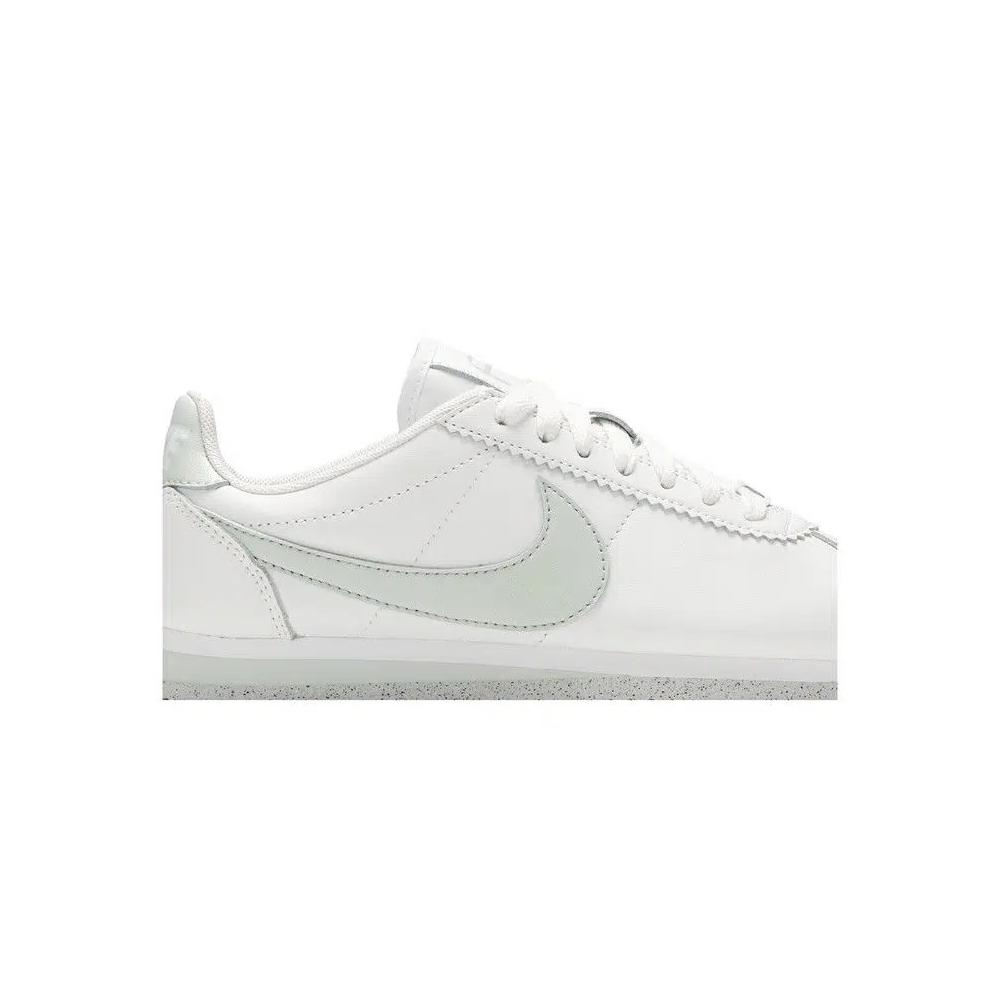 Кроссовки Nike Wmns Classic Cortez Flyleather 'White Light Silver' 2