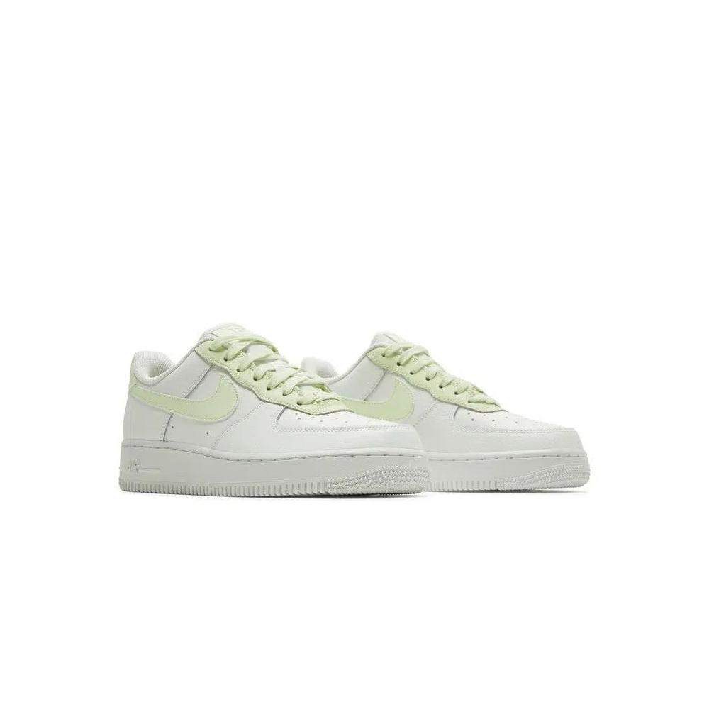 Кроссовки Nike Wmns Air Force 1 '07 'White Barely Volt' 8