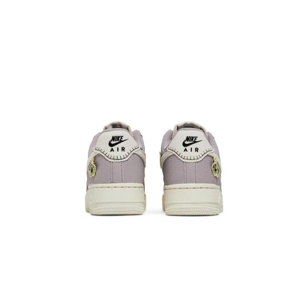 Кроссовки Nike Wmns Air Force 1 '07 SE 'Air Sprung' 6