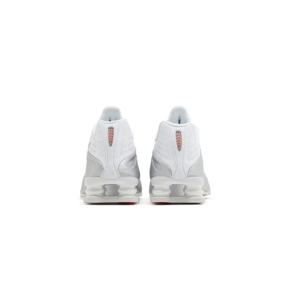Кроссовки Nike Wmns Shox R4 'White Metallic' 6