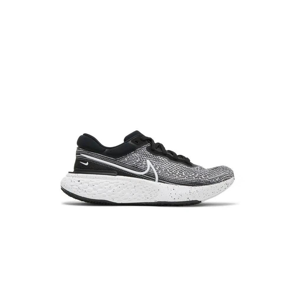 Кроссовки Nike ZoomX Invincible Run Flyknit 'Black White' 1