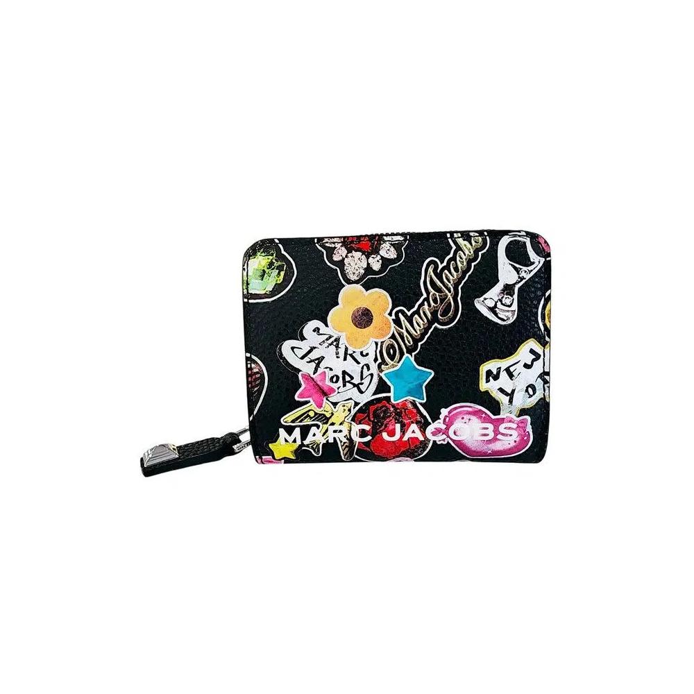 Кошельки Marc Jacobs Sticker Print Bold Mini Compact Wallet 'Black/Multicolor' 1