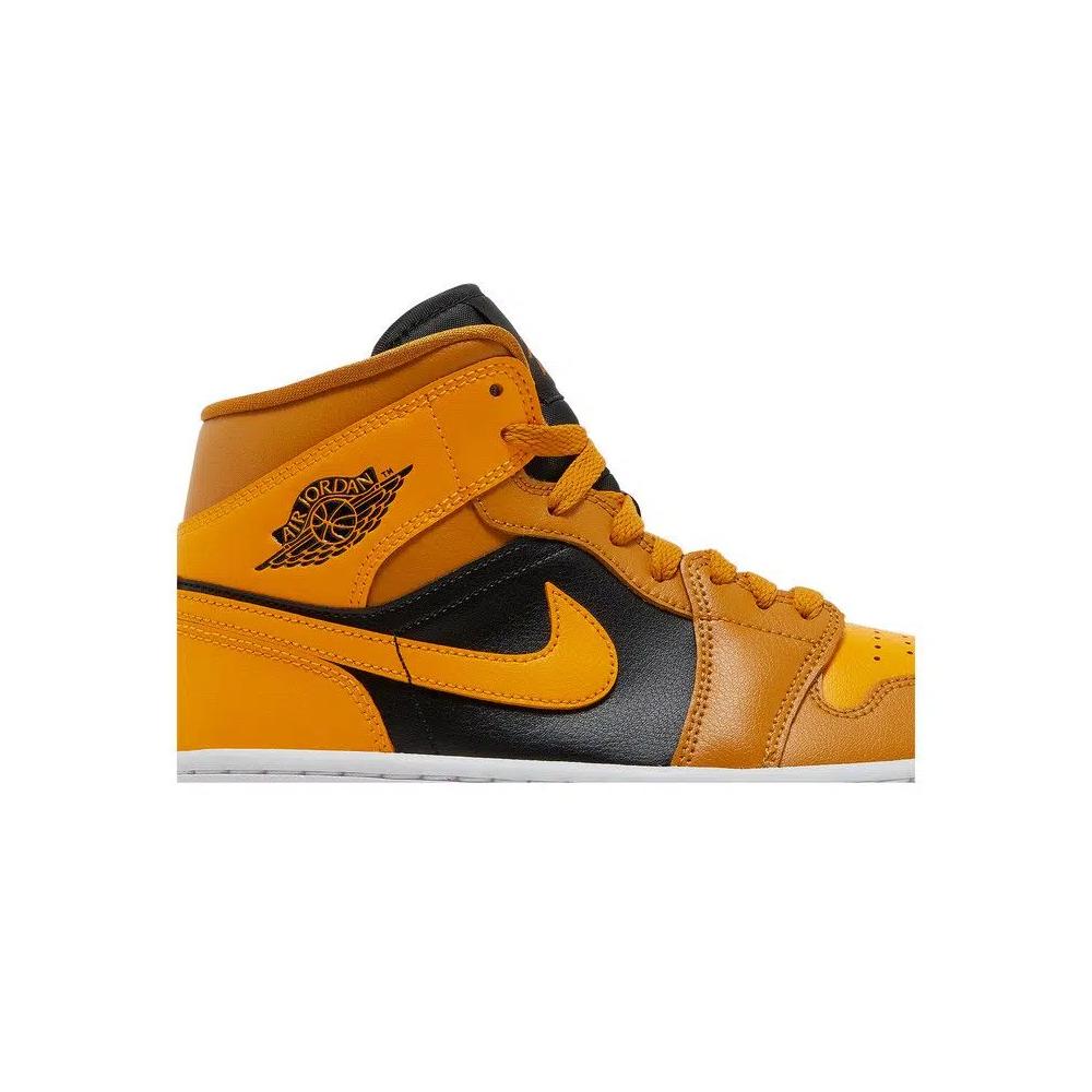 Кроссовки Wmns Air Jordan 1 Mid 'Chutney' 2