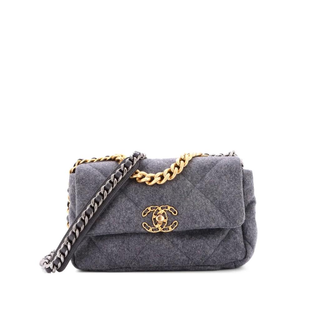 Стеганая сумка на плечо 19 Flap Bag среднего размера 1