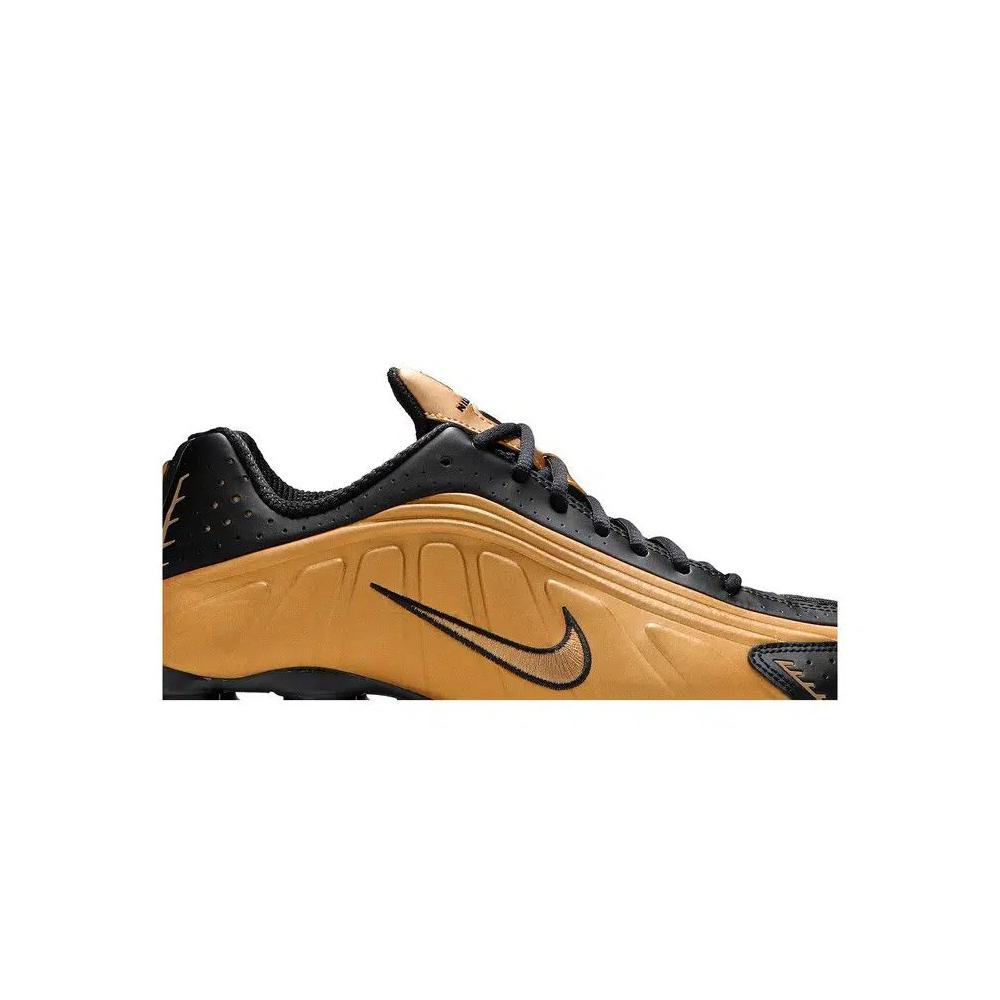 Кроссовки Nike Shox R4 'Metallic Gold' 2