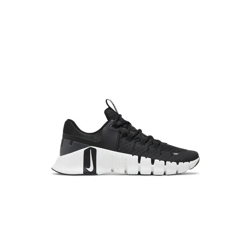 Кроссовки Nike Free Metcon 5 'Black White' 1