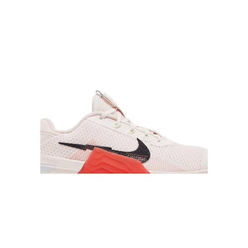 Кроссовки Nike Wmns Metcon 7 'Light Soft Pink Magic Ember' 2