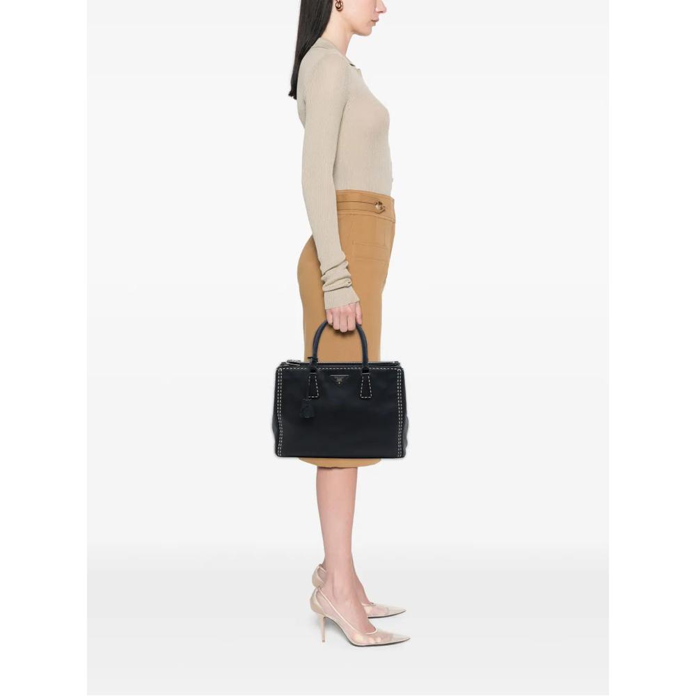 Сумка-сэтчел Medium City Calf Hand Stitched Galleria Double Zip (2010-2026 годы) 2