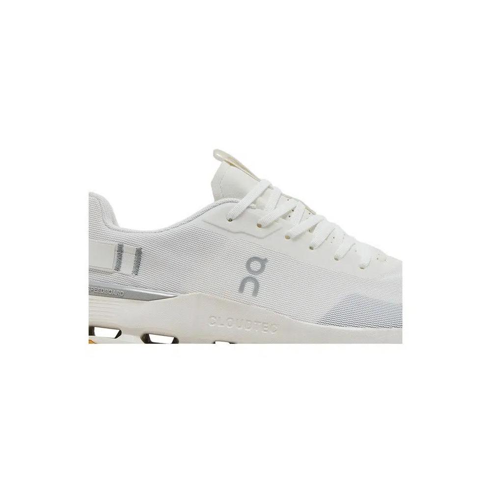 Кроссовки ON Cloudnova Form 2 'White Ivory' 2