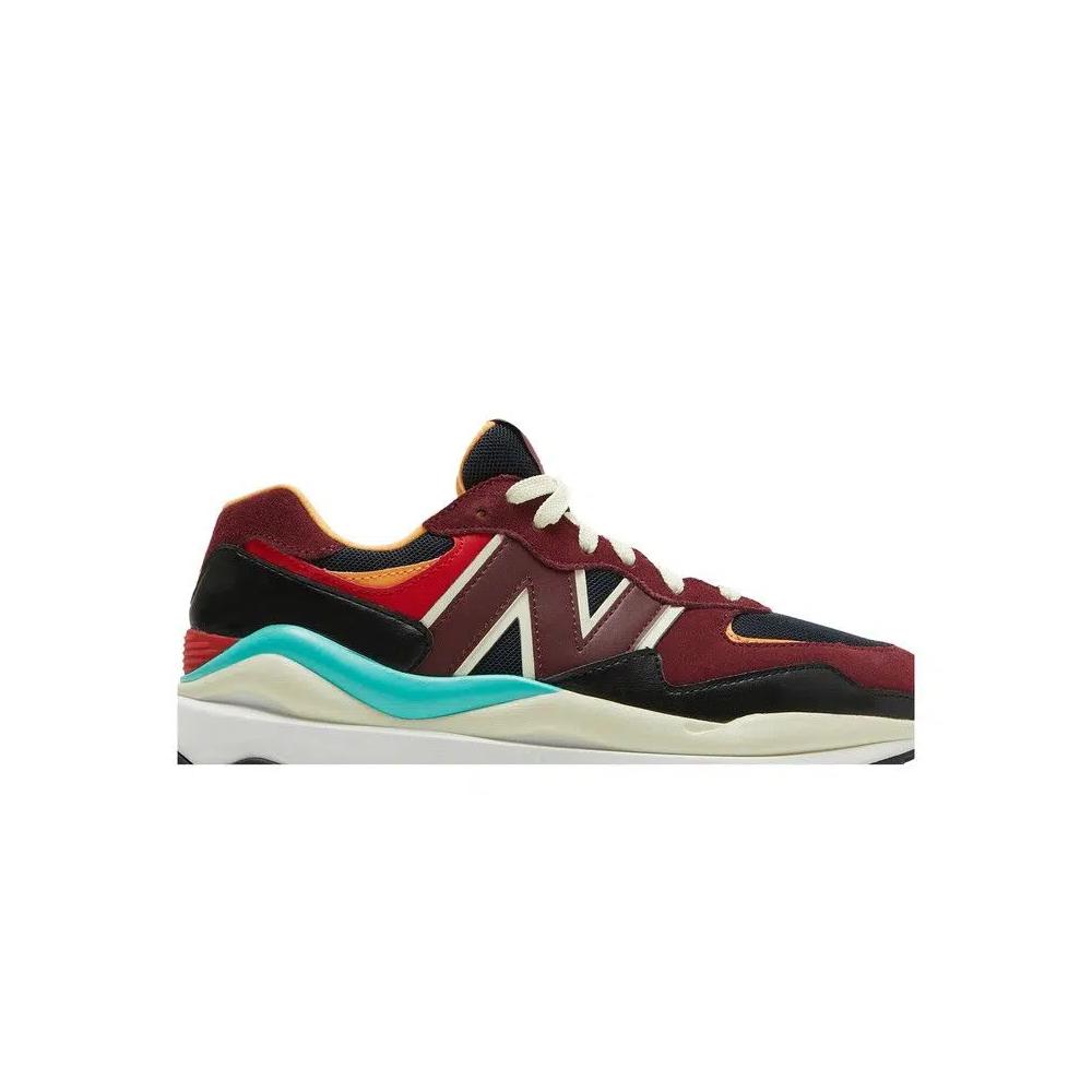 Кроссовки New Balance Wmns 57/40 'Classic Burgundy' 2