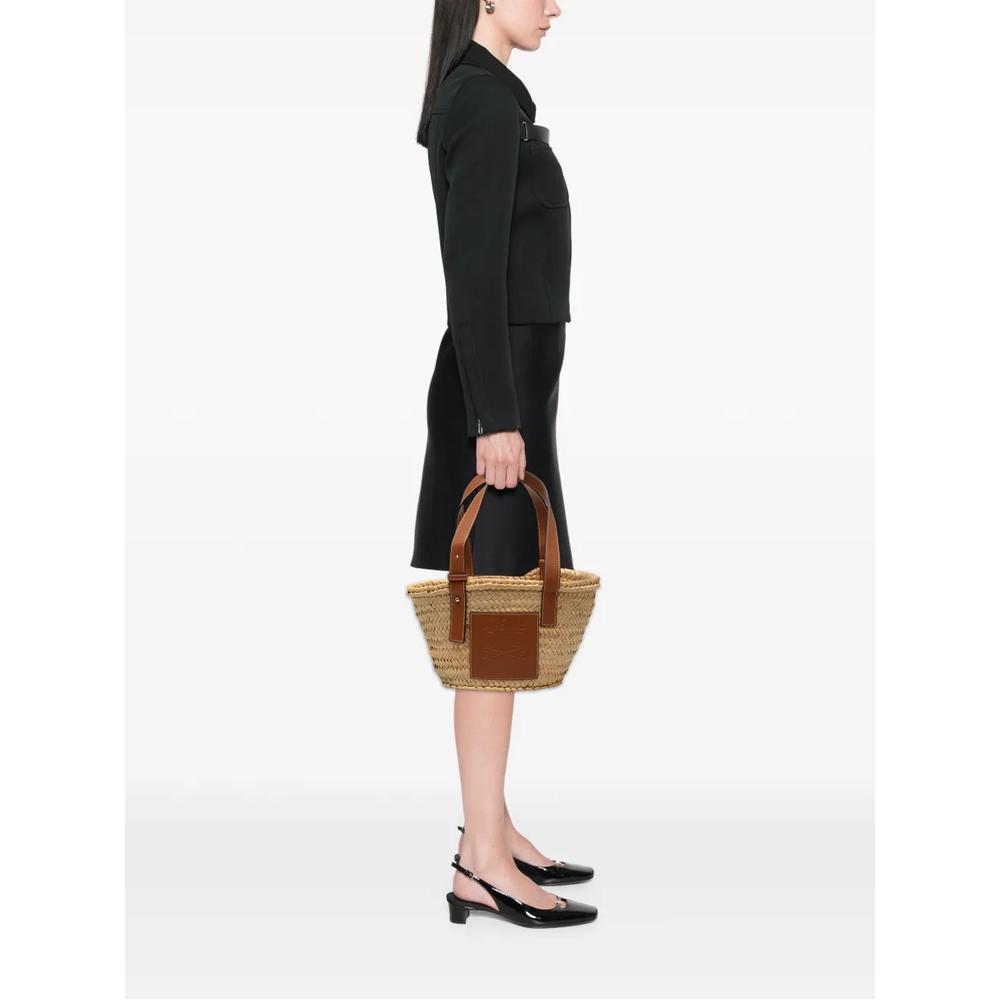 Сумка-тоут Small Raffia Anagram Basket (2020 год) 2