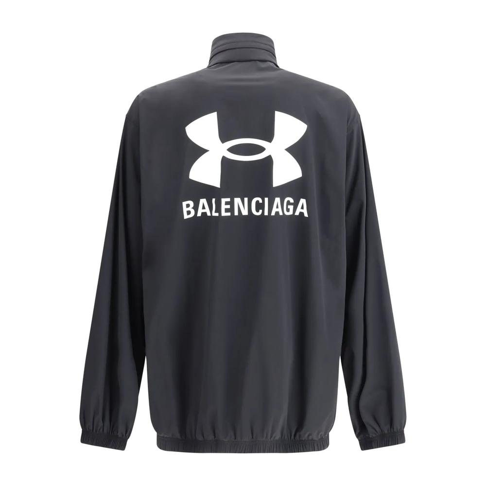 Ветровка с принтом из коллаборации с Under Armor 2