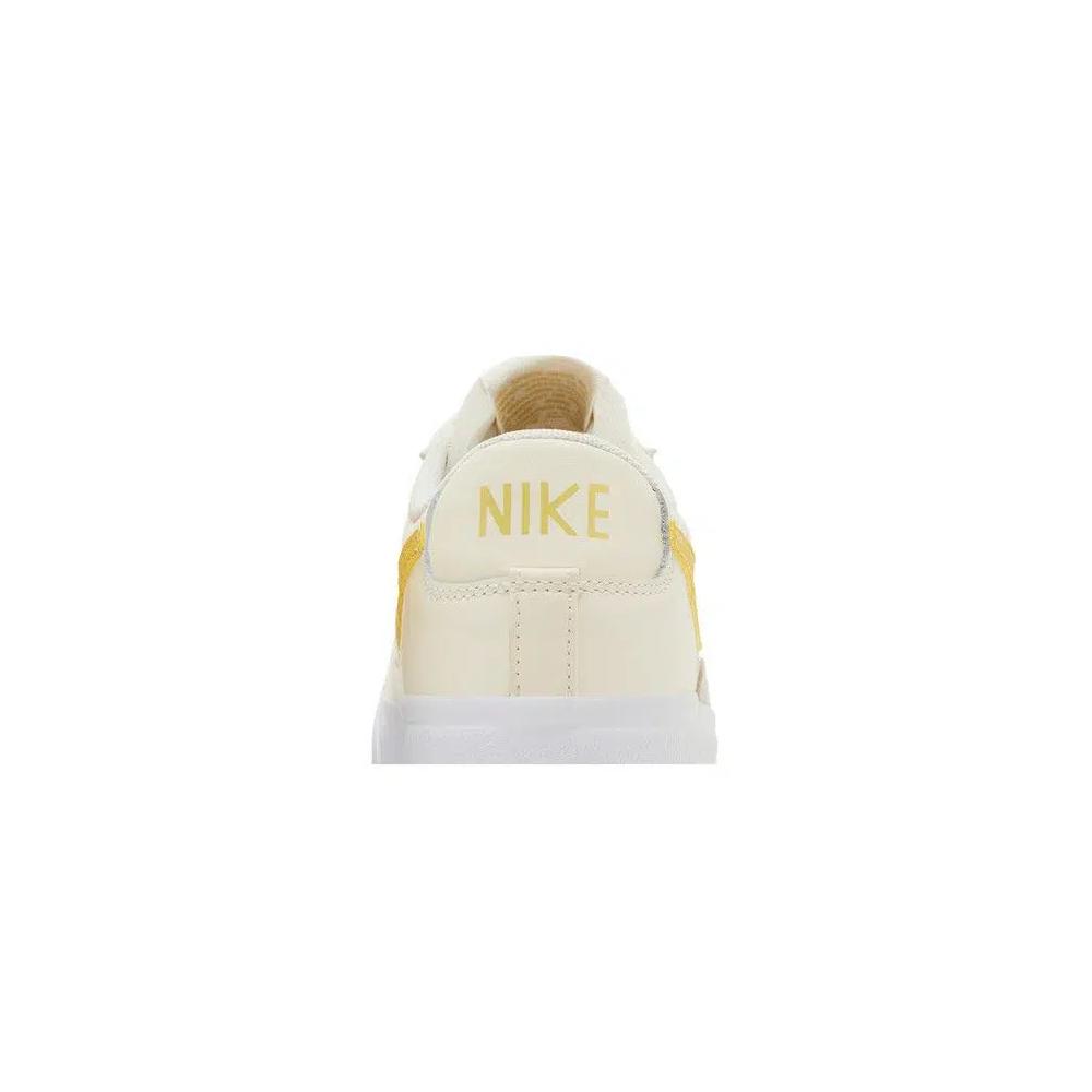 Кроссовки Nike Wmns Blazer Low Platform 'Pale Ivory Saturn Gold' 7