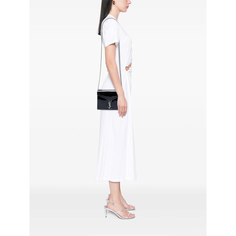Лакированная сумка на плечо Cassandra Clasp Bag с монограммой (2018 год) 2