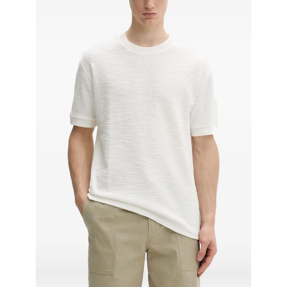 textured short-sleeve T-shirt 1