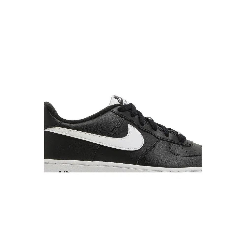 Кроссовки Nike Air Force 1 GS 'Black White' 2
