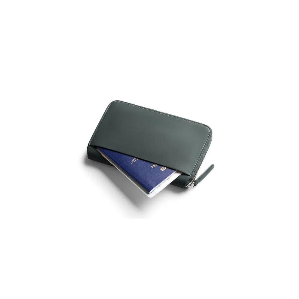 Bellroy Travel Folio (второе издание) — Everglade 2