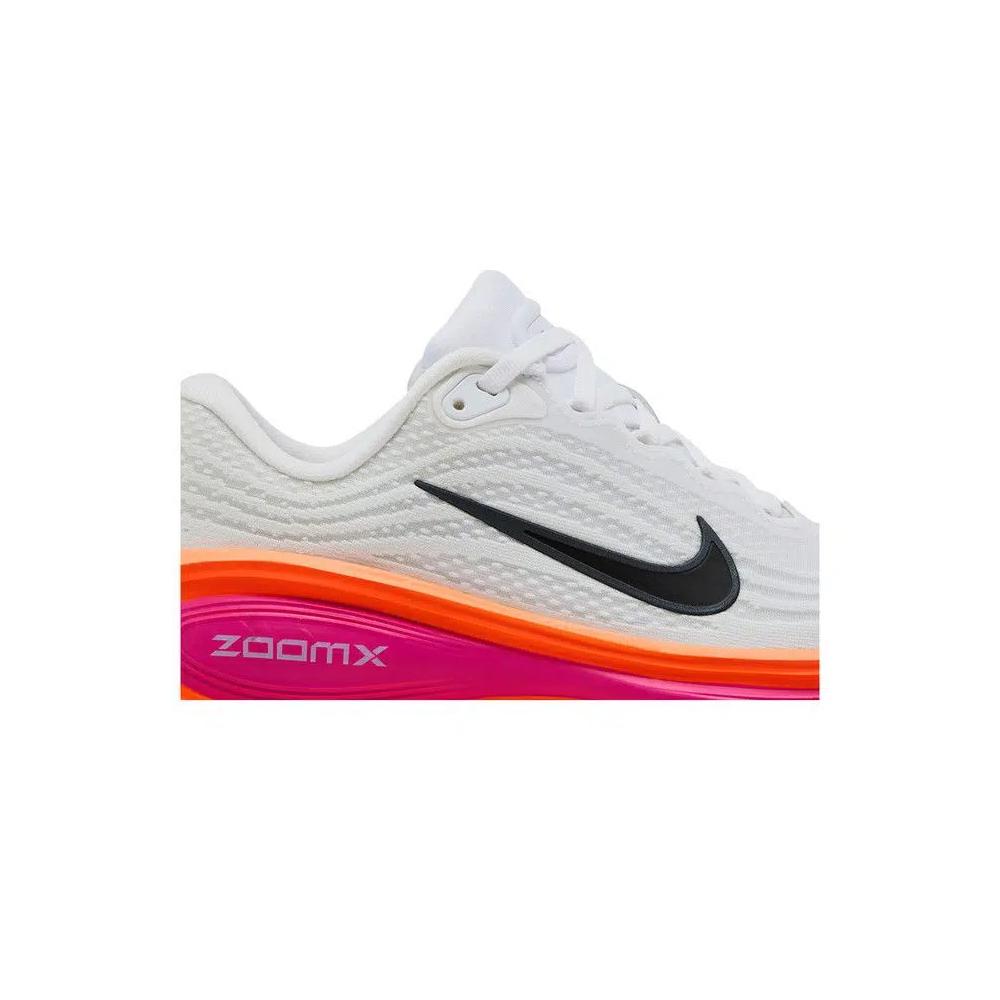 Кроссовки Nike Wmns Vomero Plus 'White Fire Pink' 2