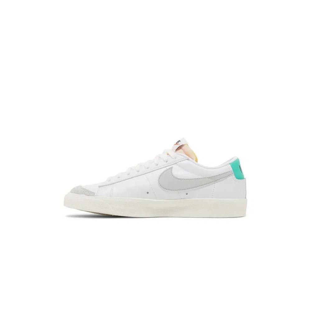Кроссовки Nike Blazer Low '77 Vintage 'White Grey Light Menta' 3