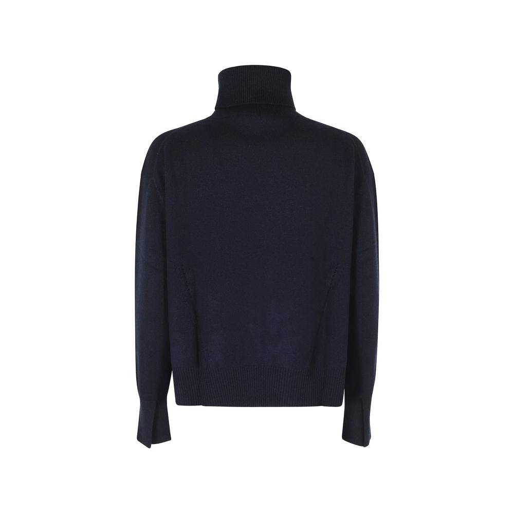 roll-neck sweater 2