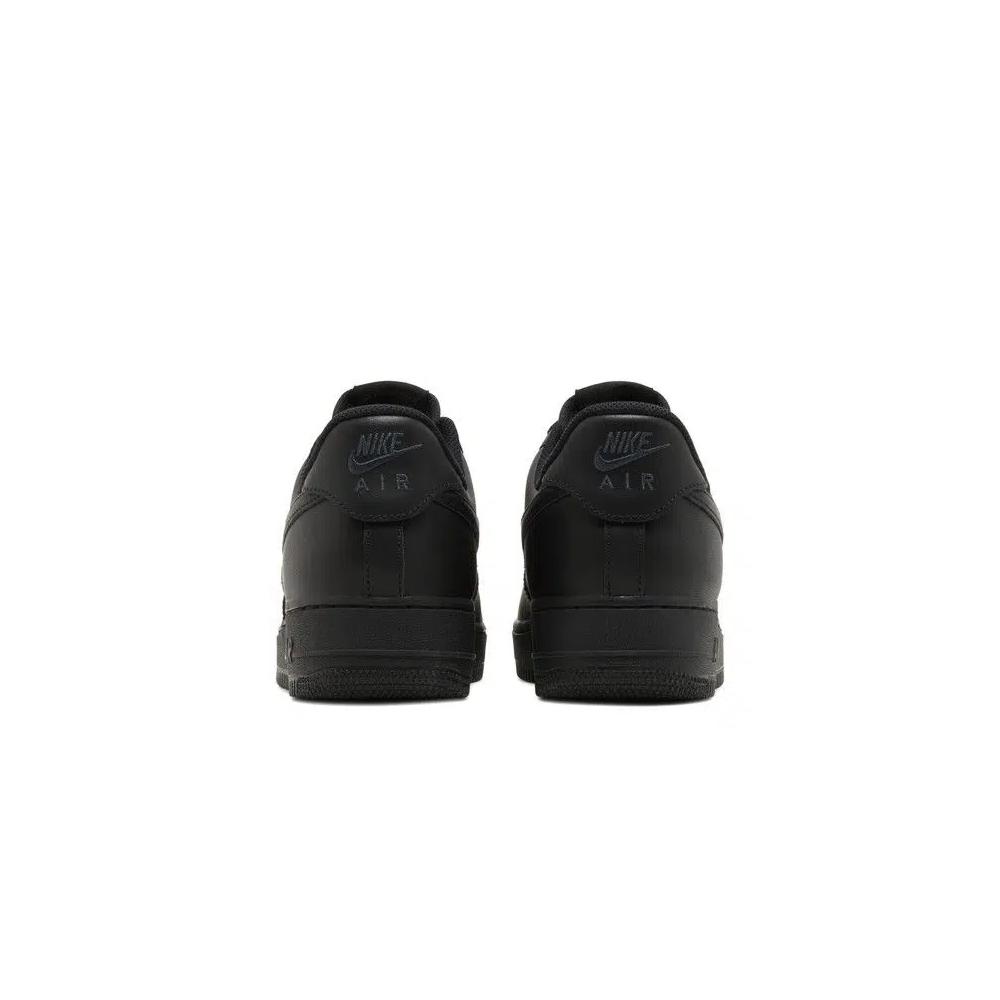 Кроссовки Nike Air Force 1 FlyEase 'Triple Black' 6