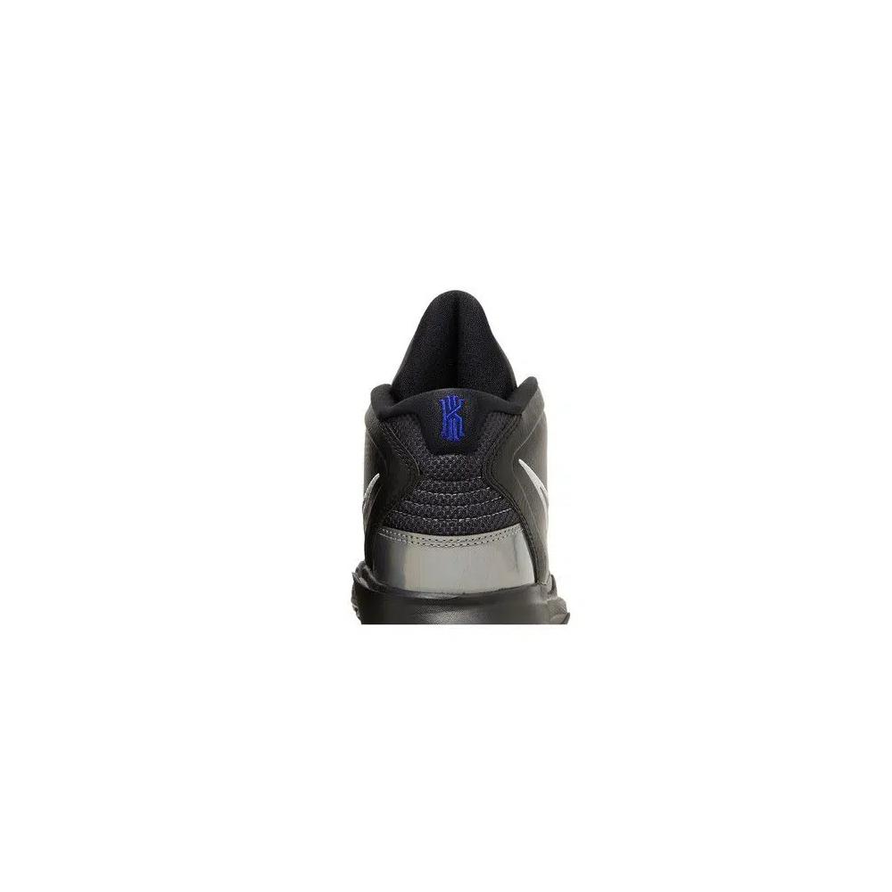 Кроссовки Nike Kyrie Infinity GS 'Black Metallic Silver' 7