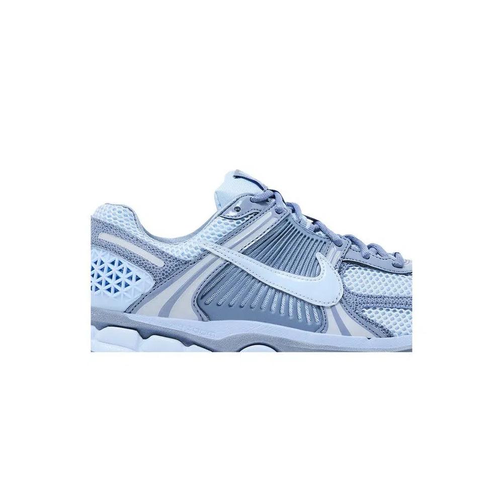 Беговые кроссовки Nike Wmns Zoom Vomero 5 «Ashen Slate Hydrogen Blue» 2