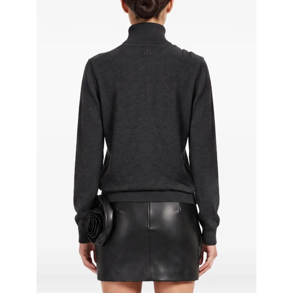 roll-neck sweater 3