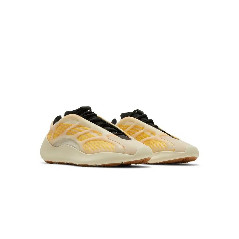 Кроссовки adidas Yeezy 700 V3 'Mono Safflower' 8