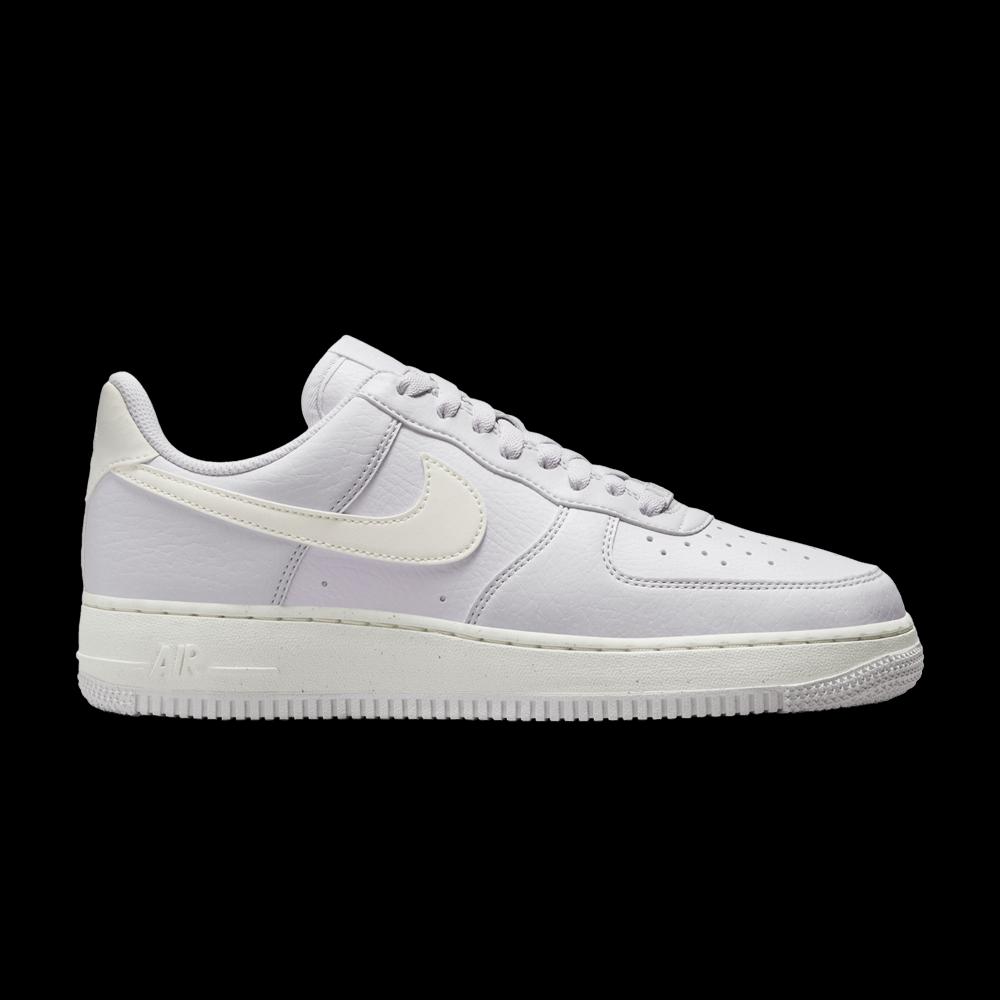Кроссовки Nike Wmns Air Force 1 '07 SE Next Nature 'Barely Grape' 1