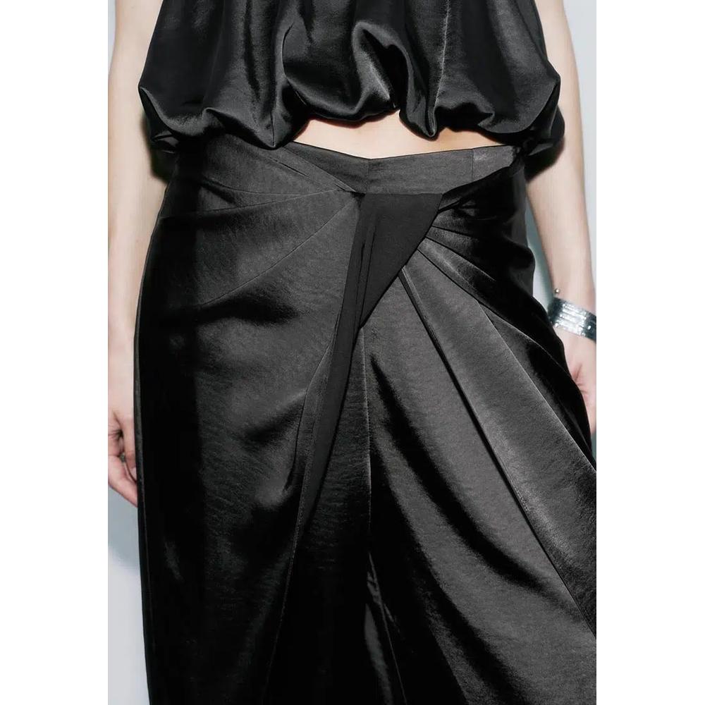 Атласные драпированные асимметричные широкие брюки 6