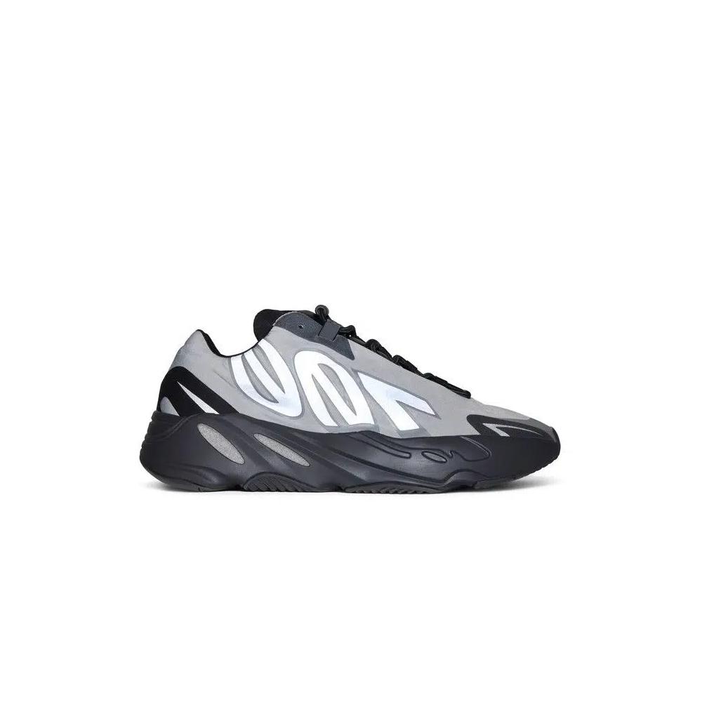 Повседневные adidas Men's Yeezy Boost 700 MNVN 'Metallic' 9