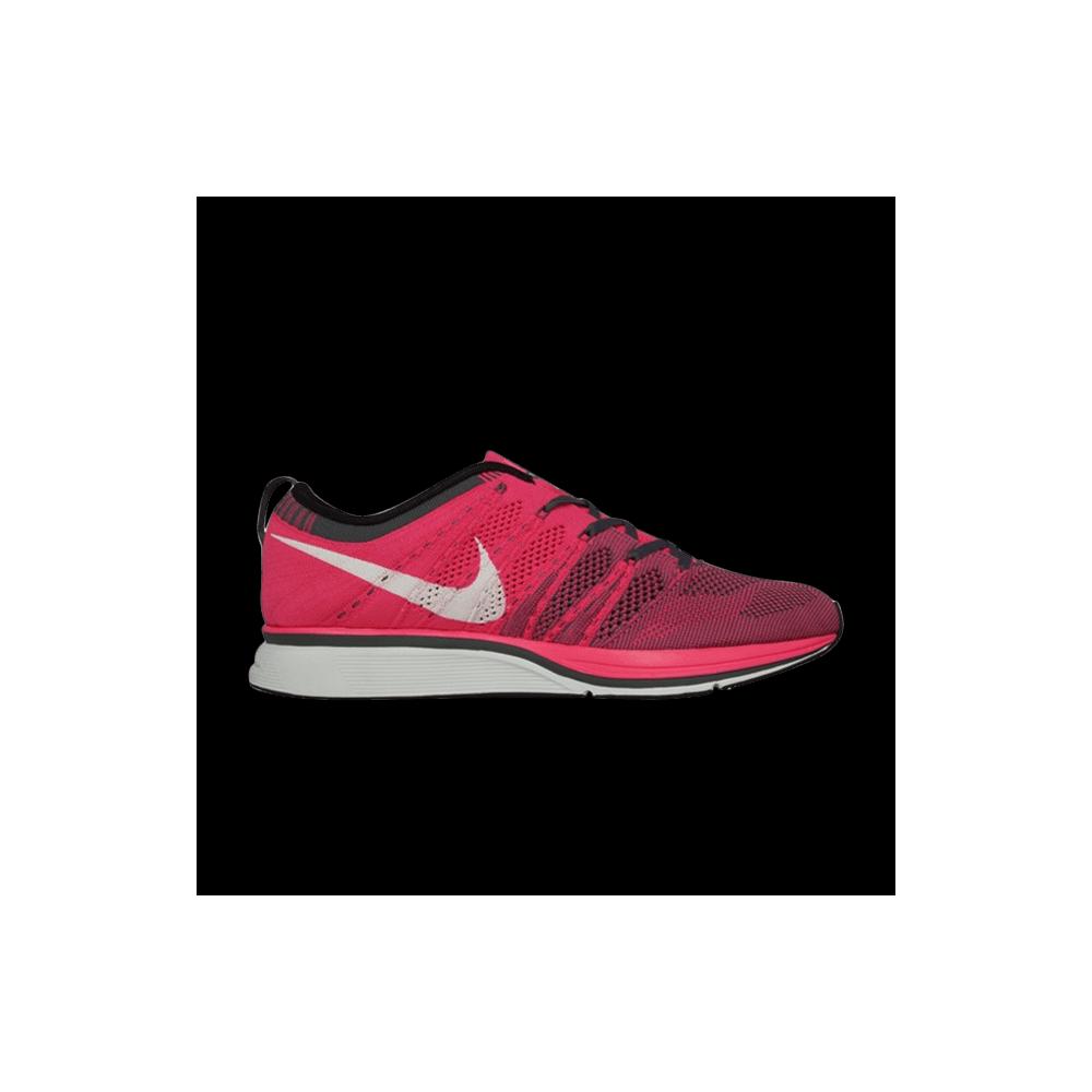 Кроссовки Nike Flyknit Trainer+ 'Pink Flash' 1
