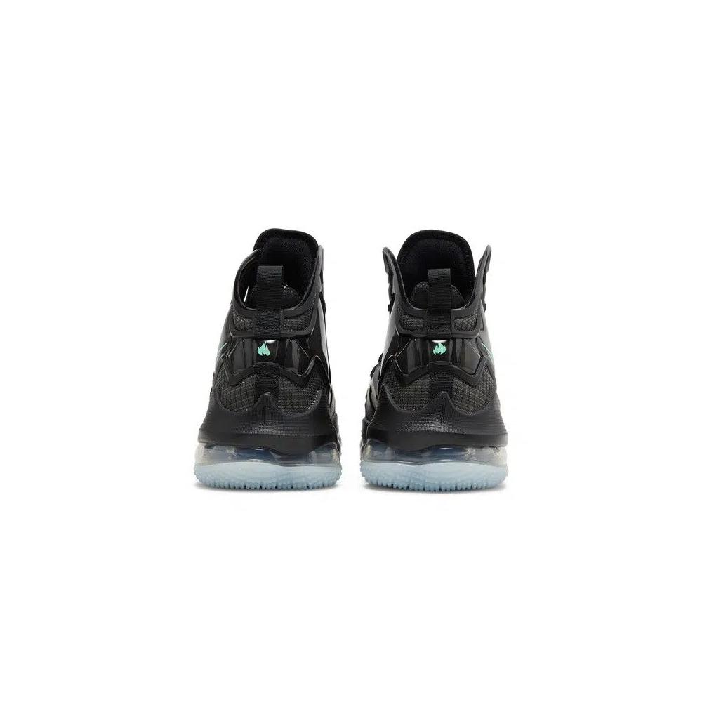 Кроссовки Nike LeBron 19 GS 'Black Green Glow' 6