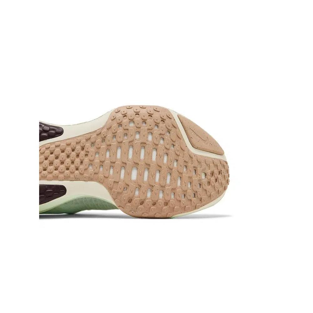 Кроссовки Nike Wmns ZoomX Invincible 3 'Barely Green Violet Mist' 5