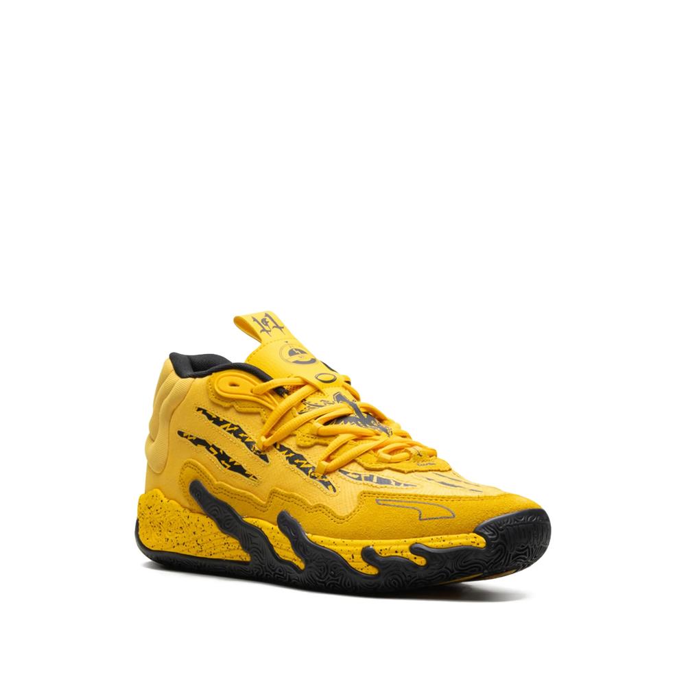 Кроссовки MB.03 Yellow/Puma Black из коллаборации с Porsche и Lamelo Ball 2