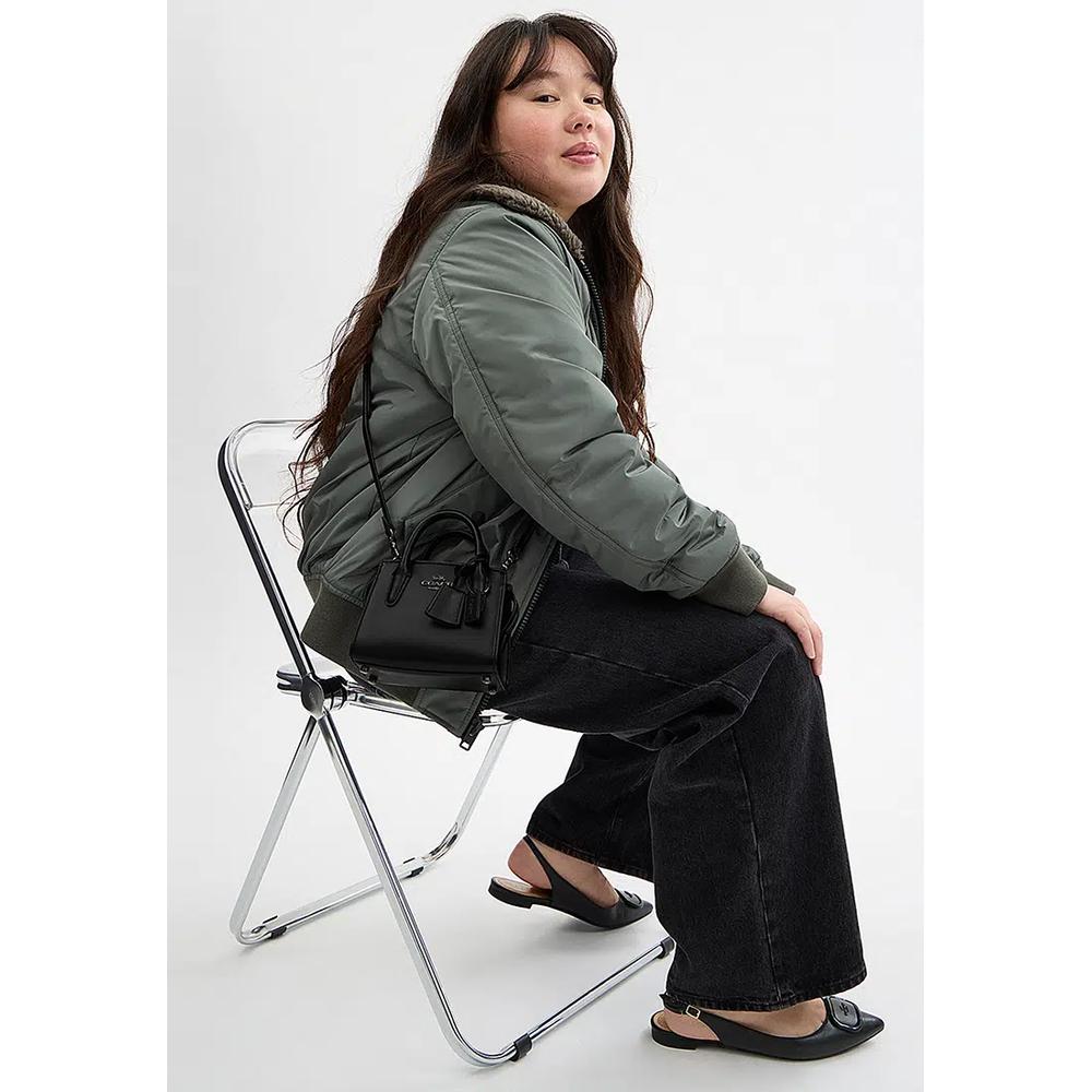 Мини-сумка Andrea Carryall 8
