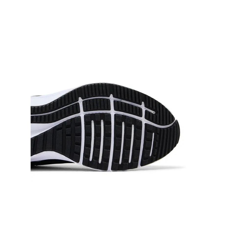 Кроссовки Nike Wmns Quest 4 'Black White' 5