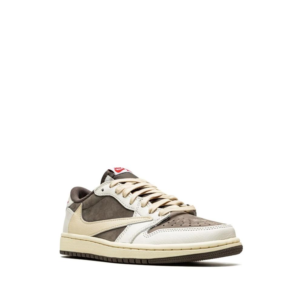 Кроссовки Air Jordan 1 Low OG Reverse Mocha из коллаборации с Трэвисом Скоттом 2