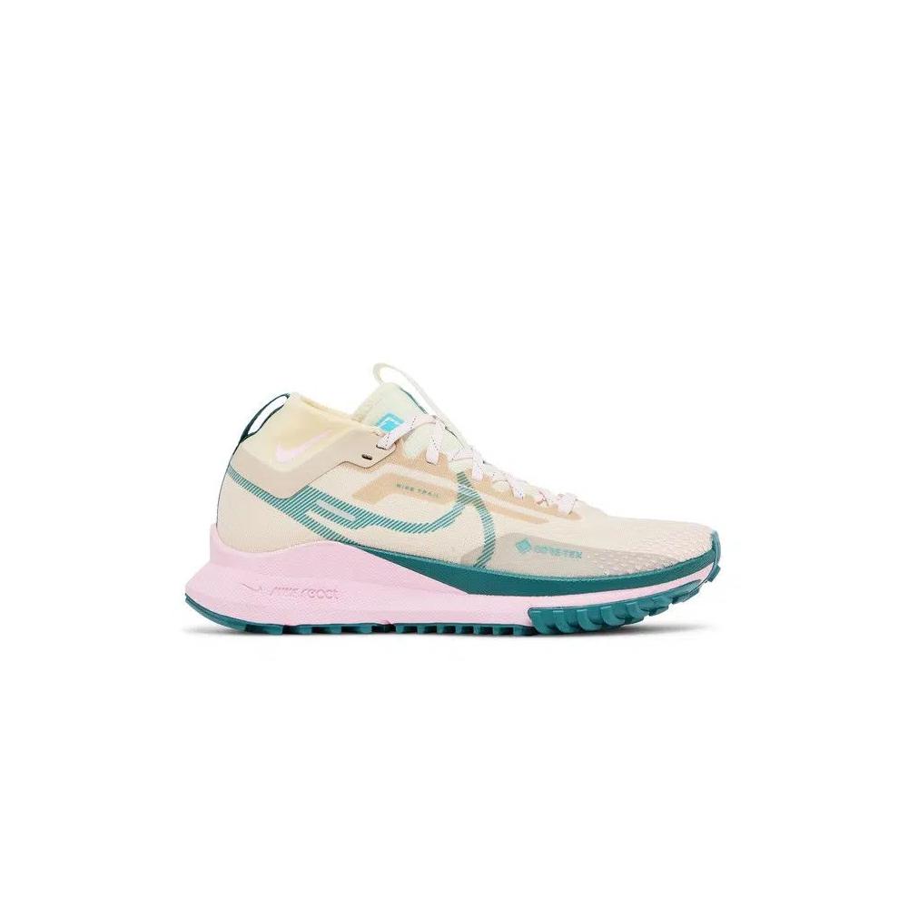 Кроссовки Nike Wmns React Pegasus Trail 4 GORE-TEX 'Sanddrift Pearl Pink' 1