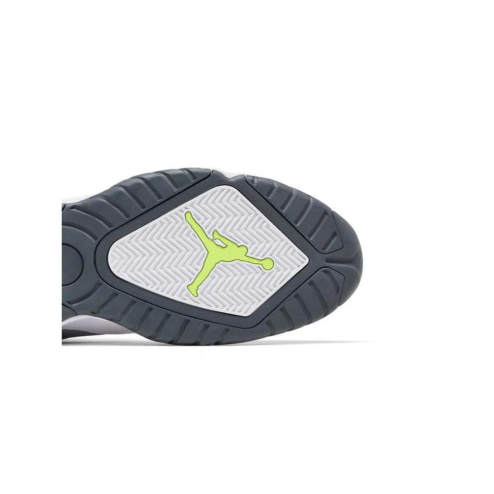 Кроссовки Air Jordan B'Loyal 'Wolf Grey Volt' 5