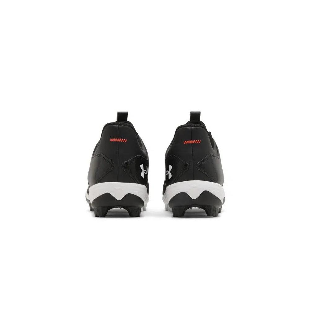 Бутсы Under Armour Leadoff Low RM 'Black White' 6